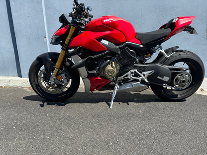 DUCATI STREETFIGHTER V4s.